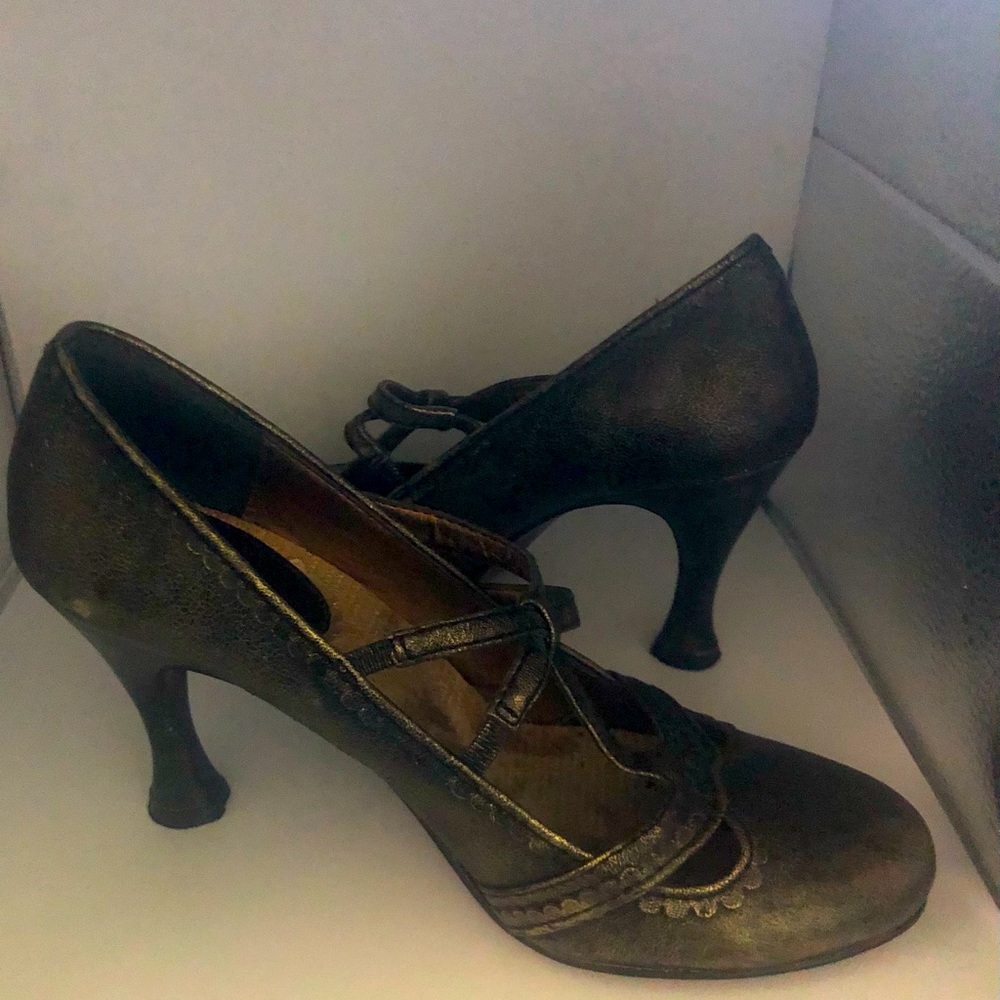 Vintage heels
